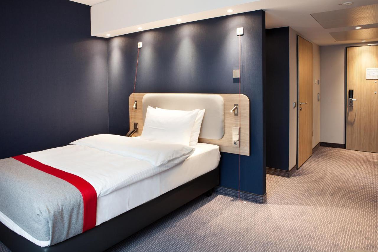 Holiday Inn Express - Sindelfingen By Ihg المظهر الخارجي الصورة